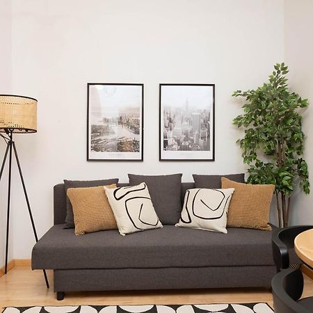 One Bedroom, First district Wenen Buitenkant foto